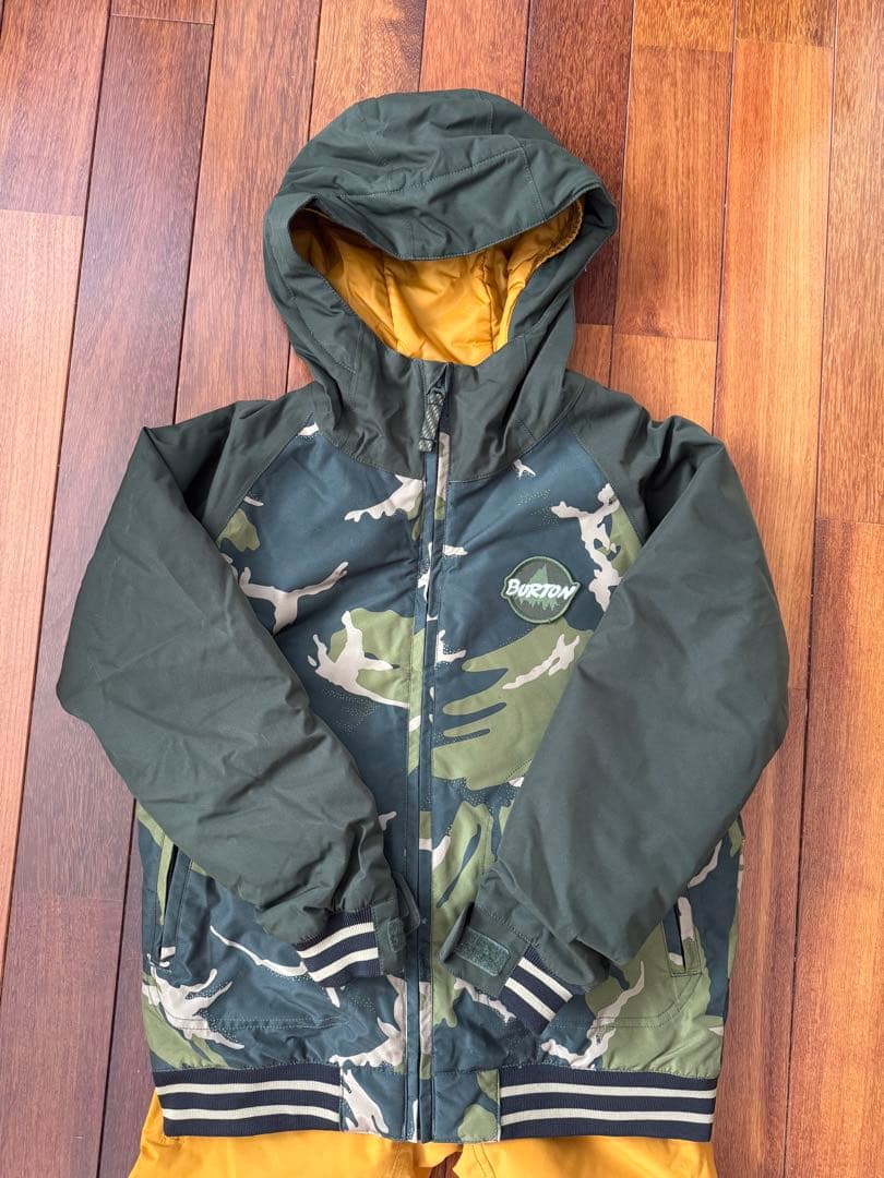 【中古】Burton スノーボードウェア 子ども用 Sサイズ (120㎝)迷彩