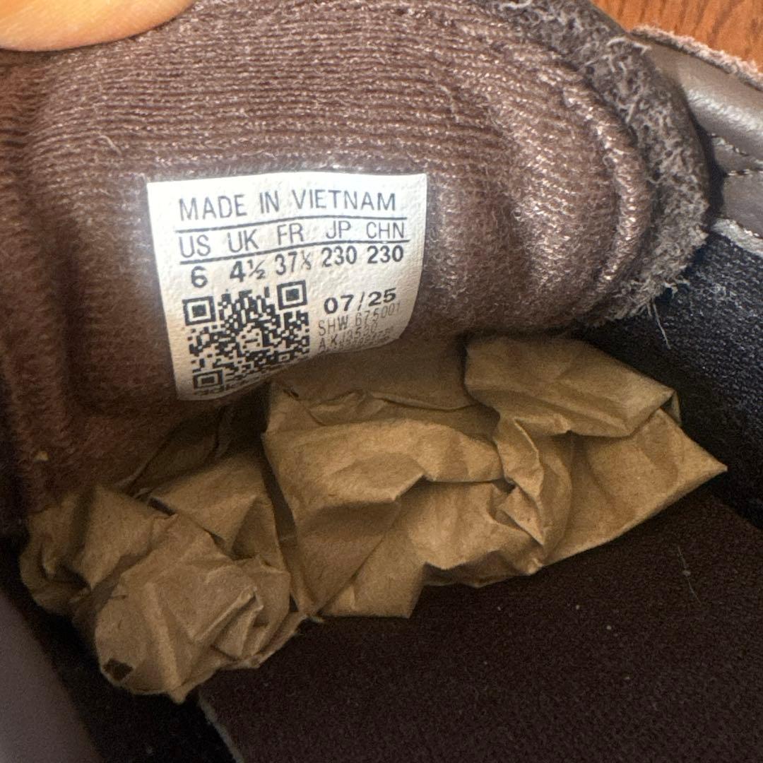 はな　adidas HANDBALL SPEZIAL ブラウン　23