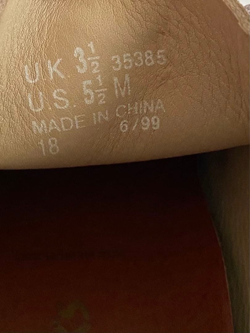 クラークス　ワラビー　22、5cm