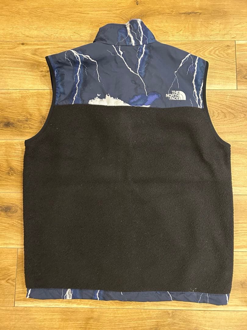 ノースフェイス　デナリ　ベスト