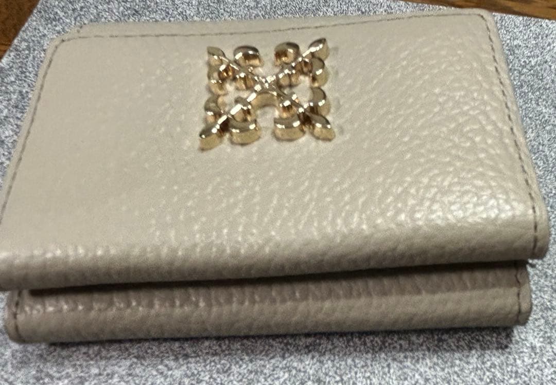 ⭐︎未使用⭐︎russet ラシット モノグラムプレート三つ折りウォレット 財布