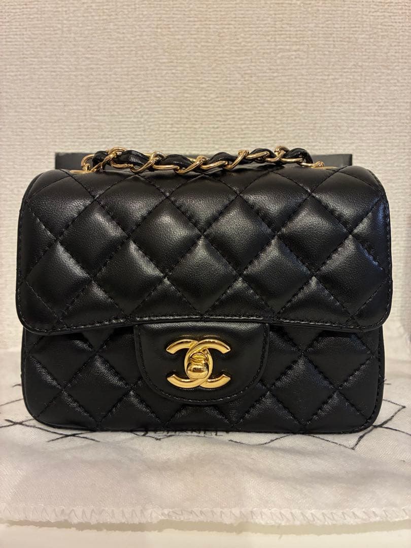 CHANEL ミニフラップバッグ　ミニマトラッセ