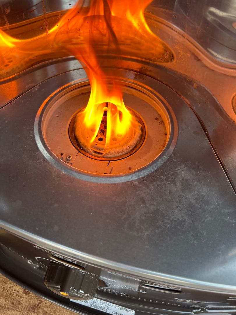 送料無料　2022年製　コロナ　石油ストーブ