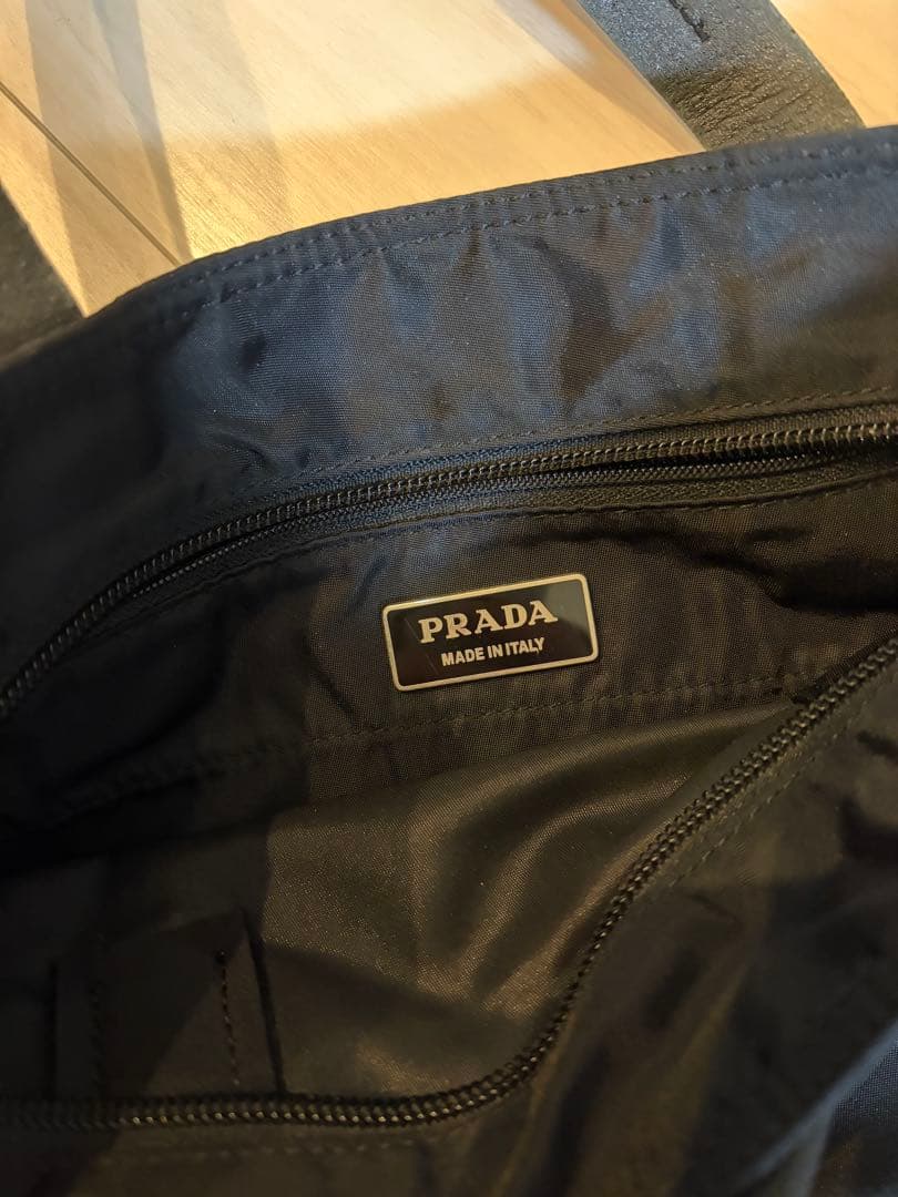 PRADA プラダ　ミニ　トートバッグ　ハンドバッグ　ナイロン　ブラック