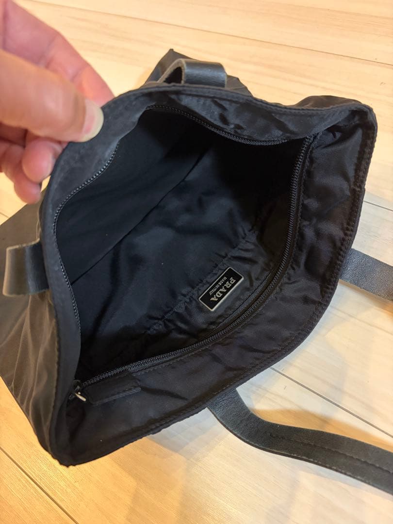 PRADA プラダ　ミニ　トートバッグ　ハンドバッグ　ナイロン　ブラック