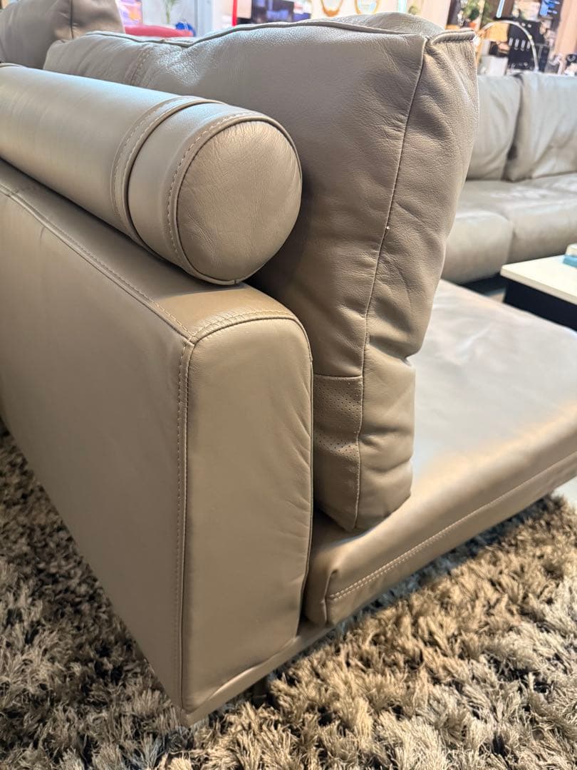 FaBRiCa 本革ソファ　IDC大塚家具　グレーソファ