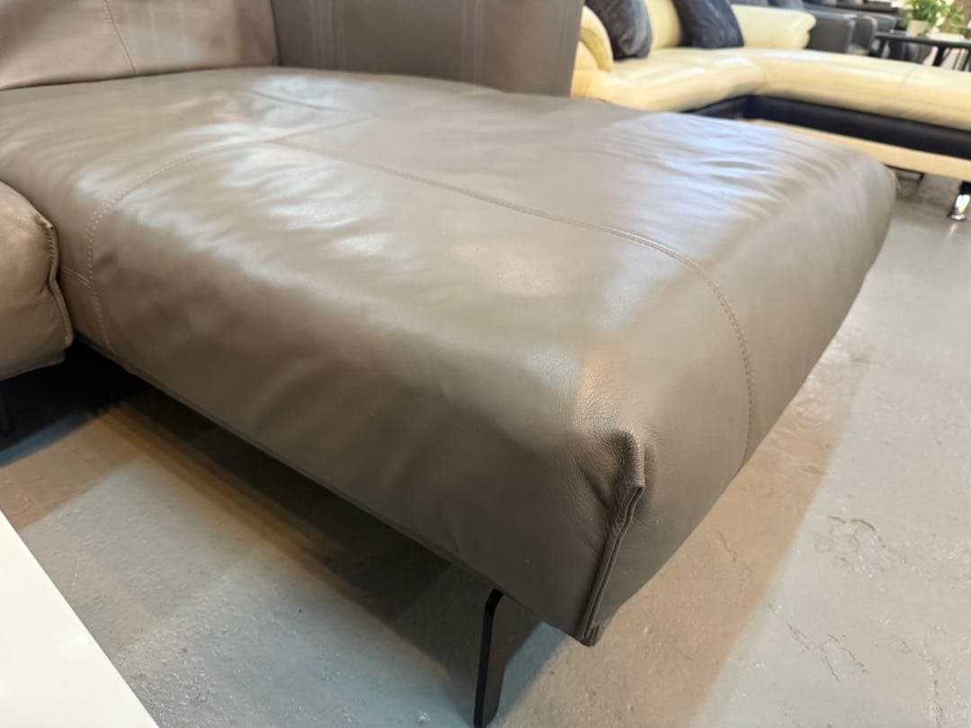 FaBRiCa 本革ソファ　IDC大塚家具　グレーソファ