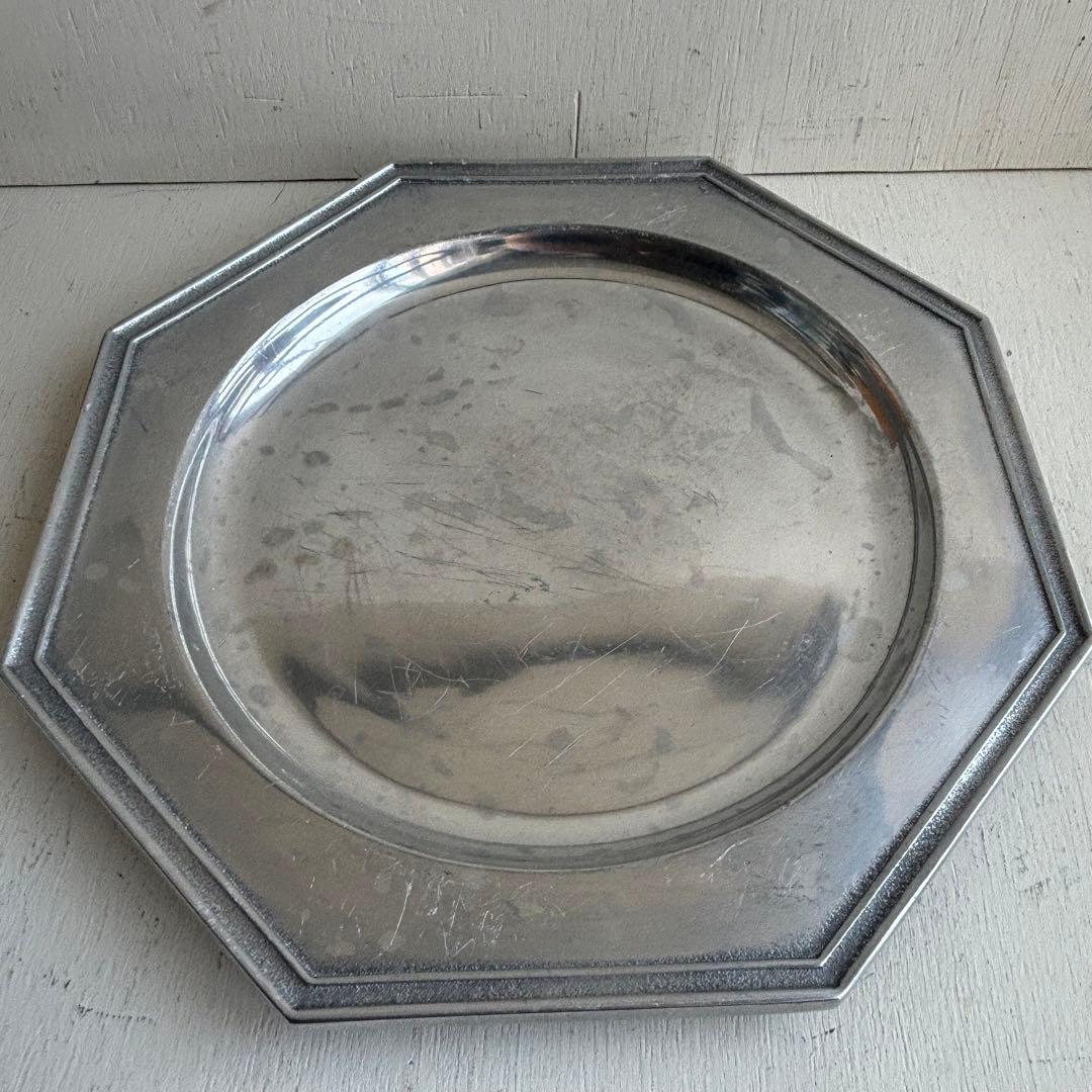 お値下！　ヴィンテージ　ピューター　花リム+八角形プレート　エタンオクタゴン２枚