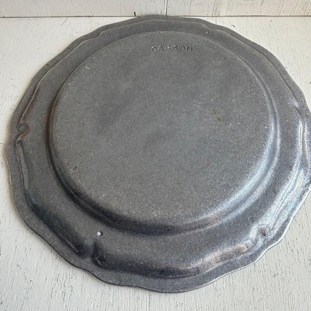 お値下！　ヴィンテージ　ピューター　花リム+八角形プレート　エタンオクタゴン２枚