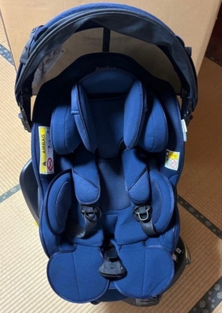 アップリカ　マモリラ ISOFIX チャイルドシート　ケープネイビー