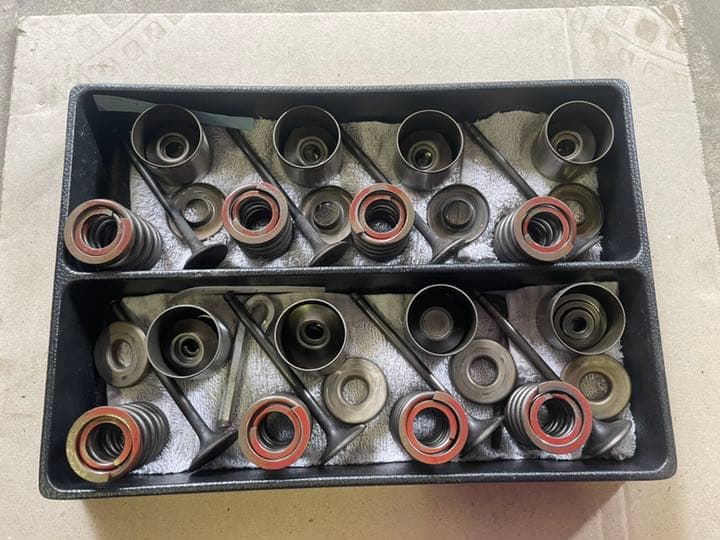 ゼファー 400 エンジンブロック　シリンダー　ピストン　純正