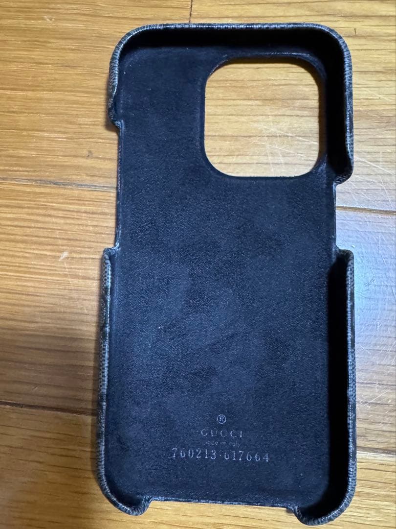 国内直営店購入 GUCCI iPhone15 PRO スマホケース