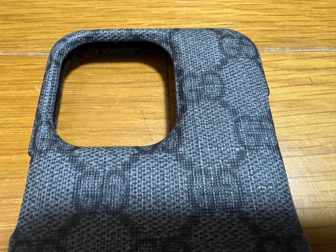 国内直営店購入 GUCCI iPhone15 PRO スマホケース