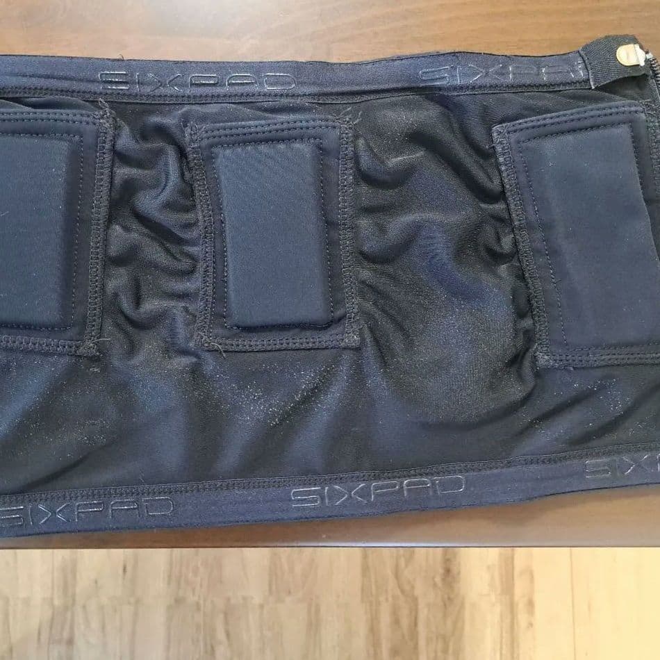 SIXPAD 専用ケース付　LSizeコントローラー、スプレーボトル付き