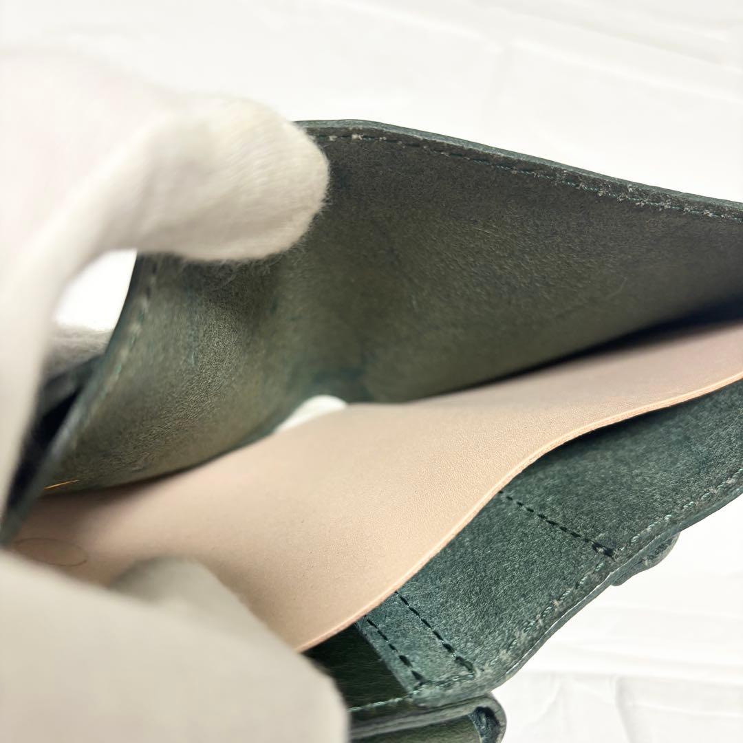 【美品】ビアベリー 財布　ハッチバック　グリーン　コンパクト　二つ折り