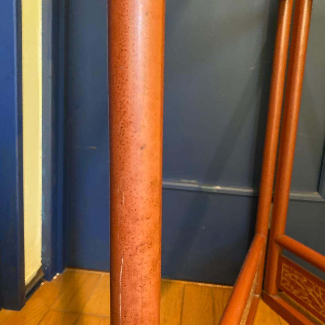 朱色の木製衣桁　高さ152 幅154 （たのメル便8600円送料込み）