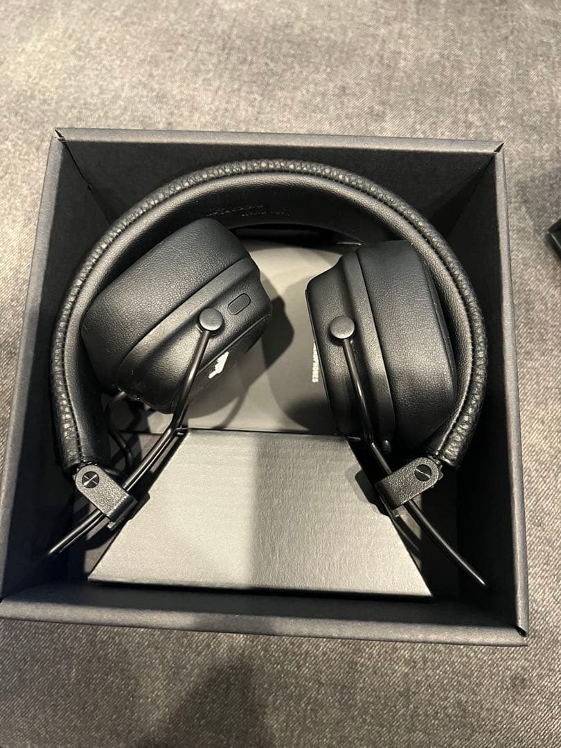 Marshall ワイヤレスオンイヤーヘッドホン Major V ブラック