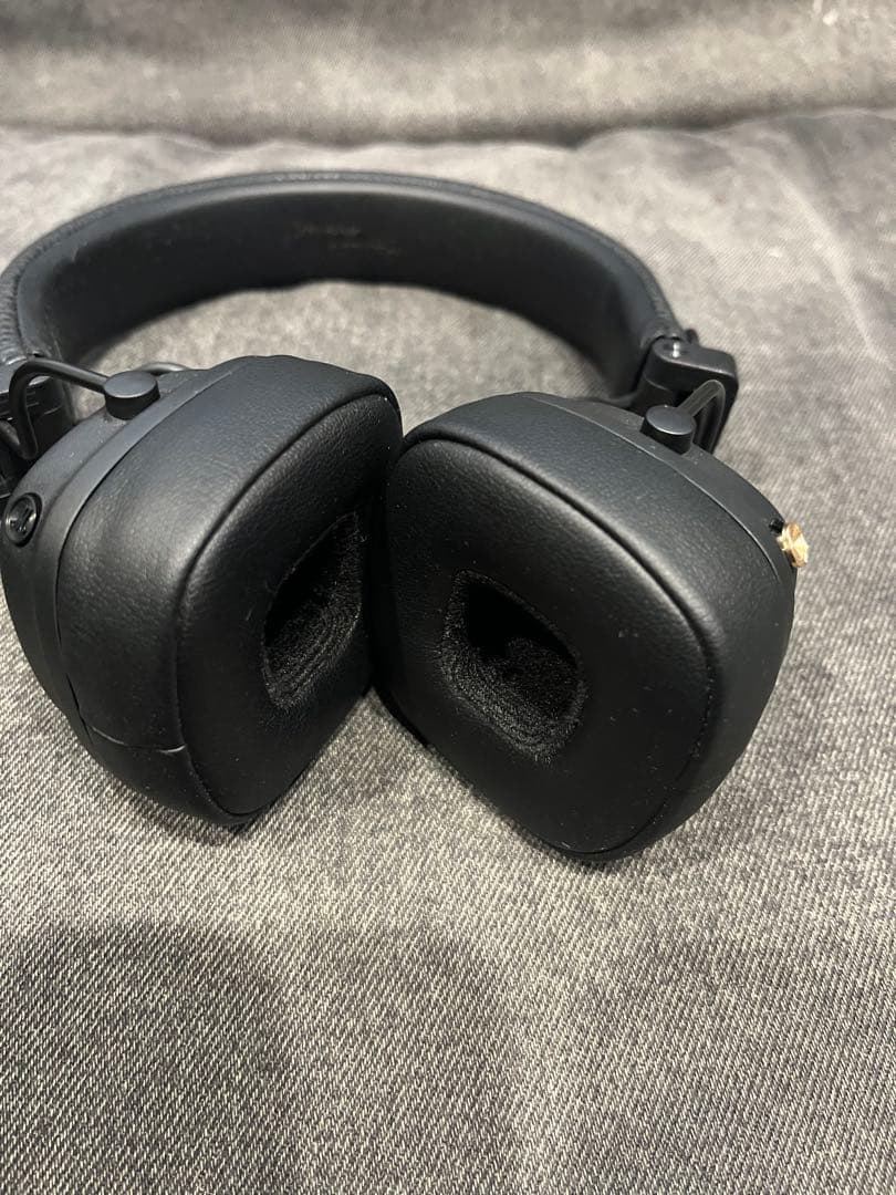 Marshall ワイヤレスオンイヤーヘッドホン Major V ブラック