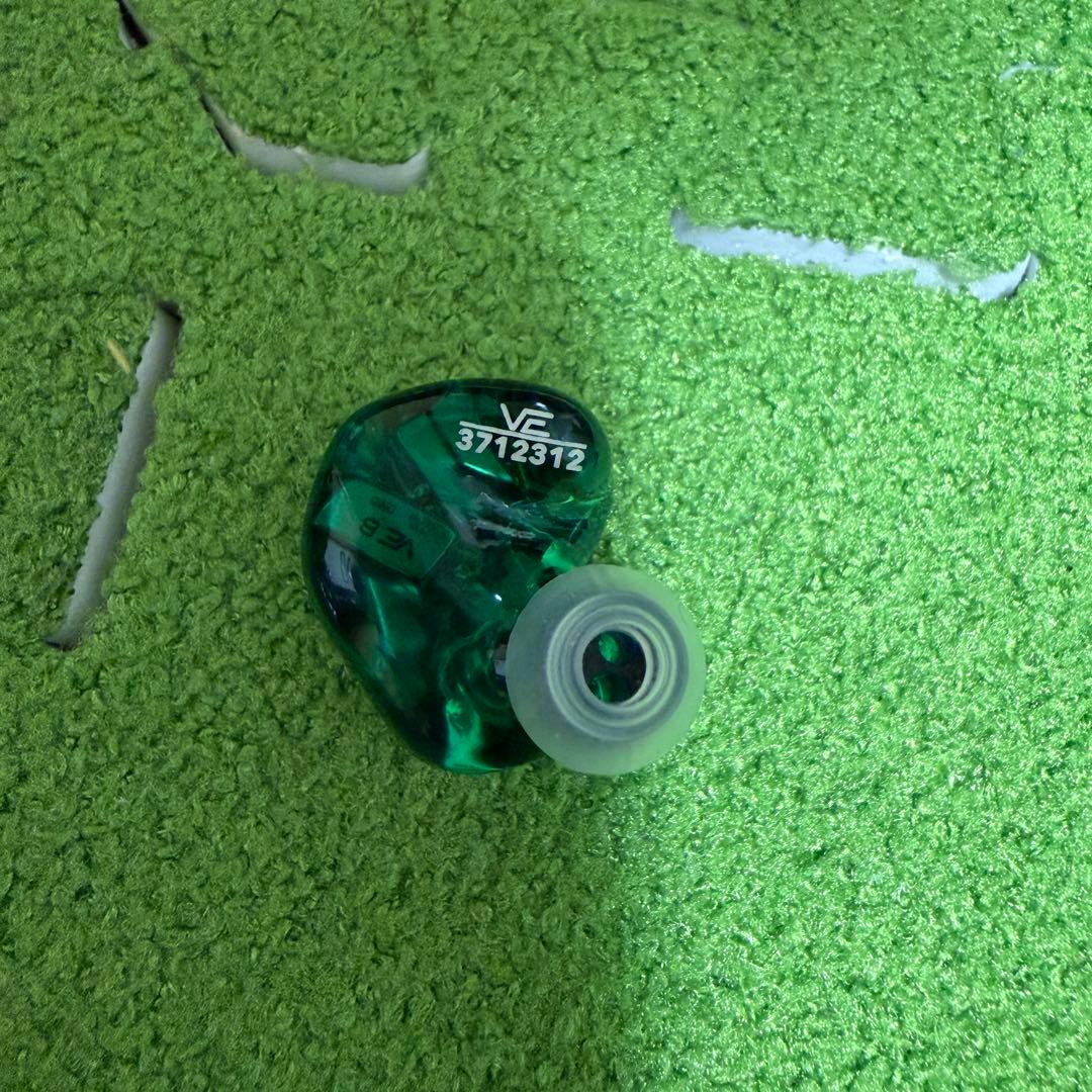 酒*t様 【使用少・美品】VISION EARS VE8 (Universal