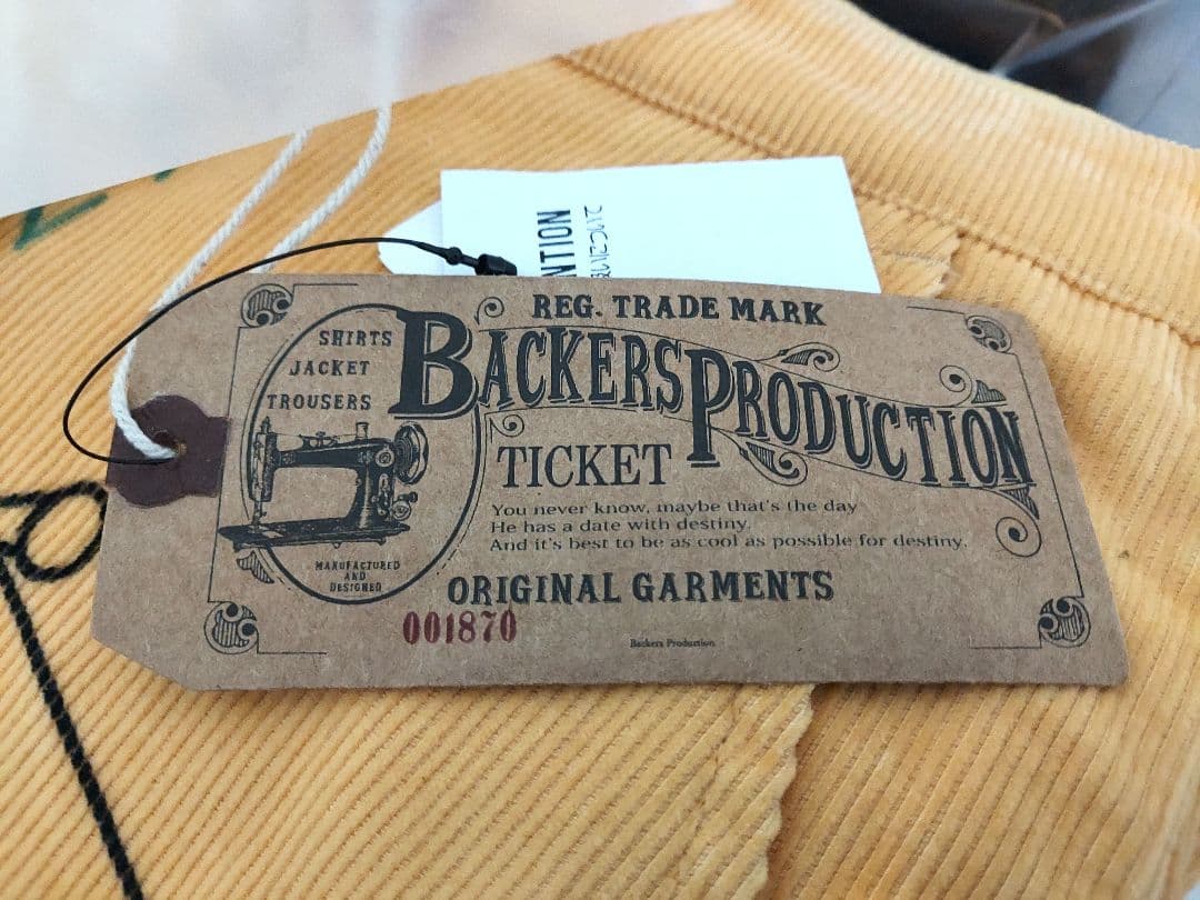 backers メモリアルパンツ　コーデュロイ