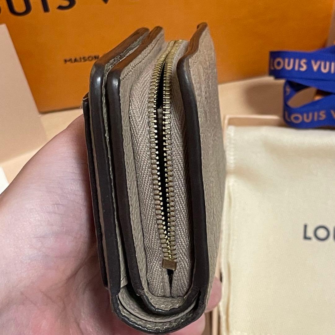 【訳あり】　LOUIS VUITTON　ルイヴィトン　ポルトフォイユ・クレア