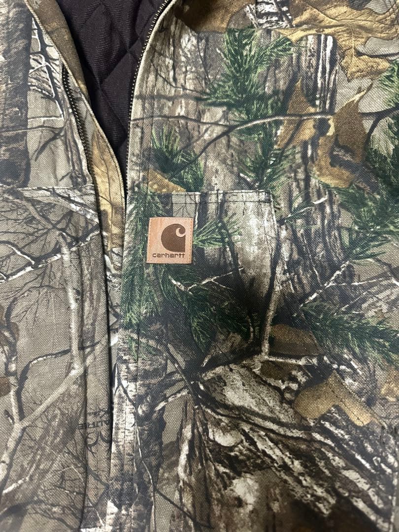 Carhartt アクティブジャケット リアルツリー