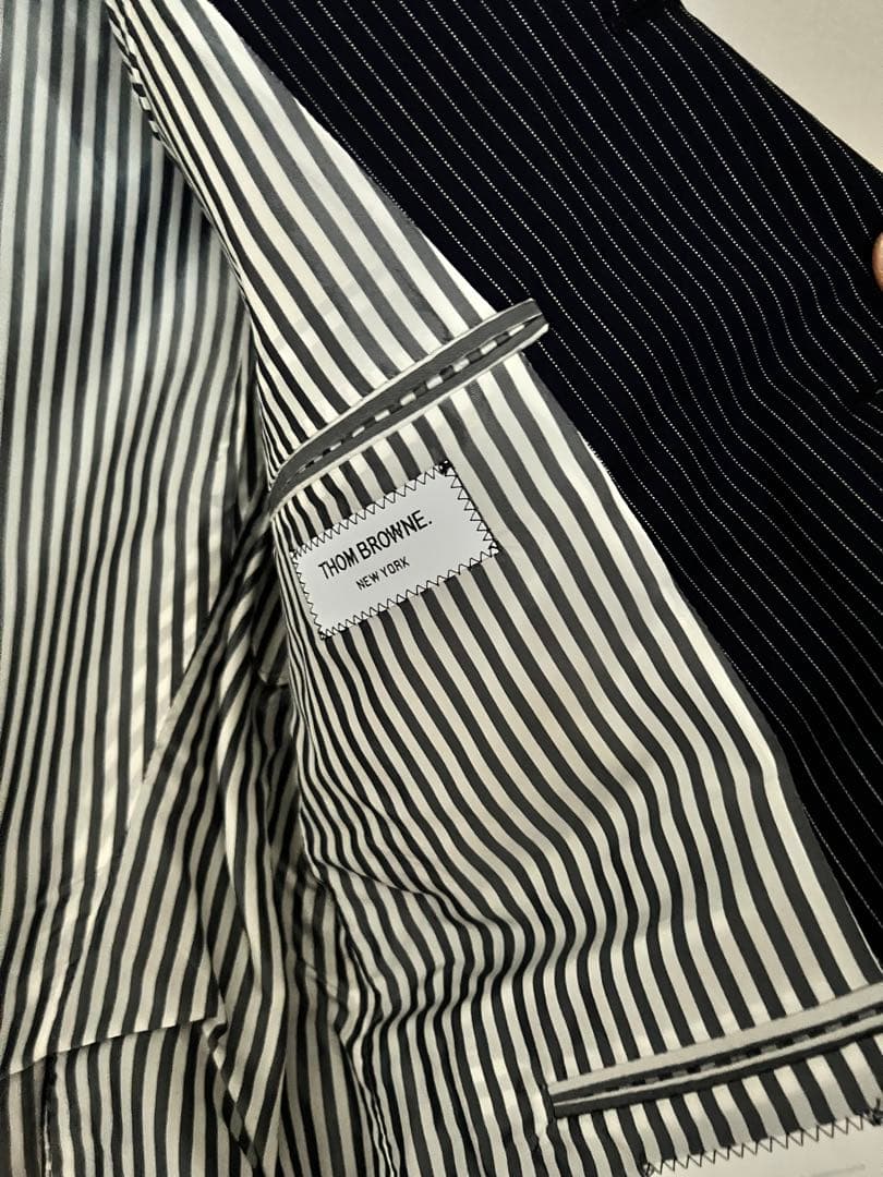 Kim　トムブラウン　スーツ