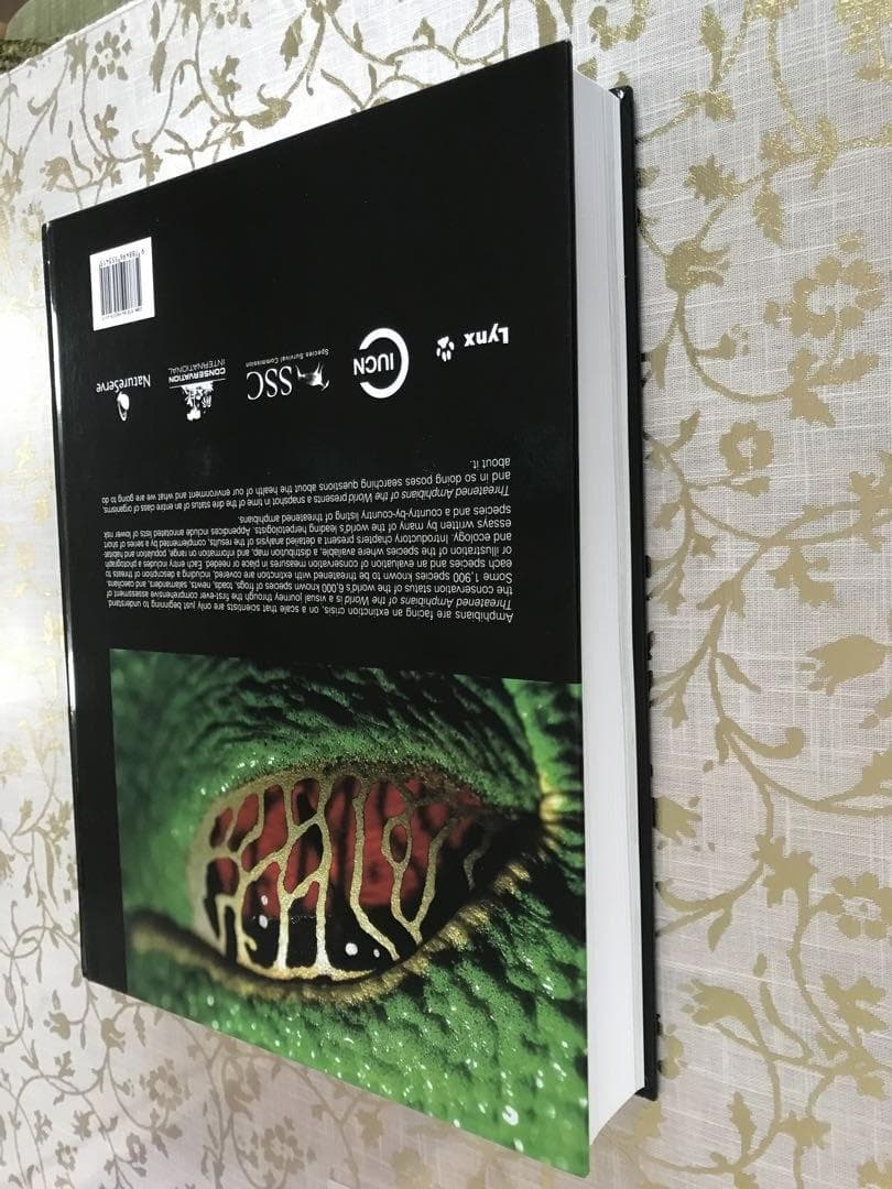 Threatened Amphibians of the World 英語版