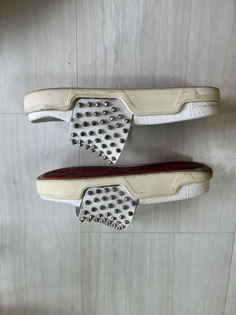 ルブタン　ホワイトスライドサンダル　白　サンダル