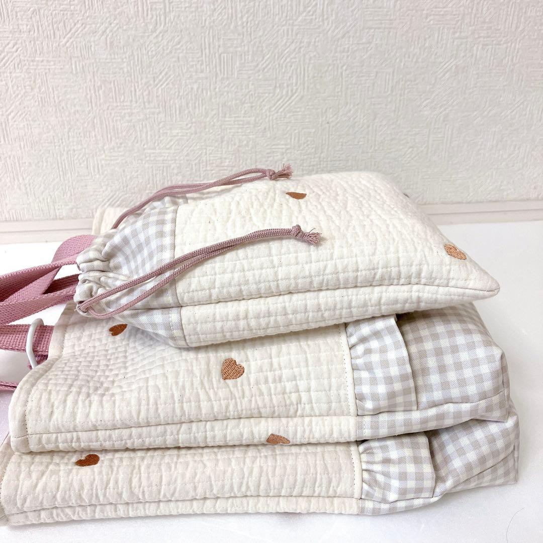 レッスンバッグ 上履き入れ　給食袋　ヌビ　ハート刺繍