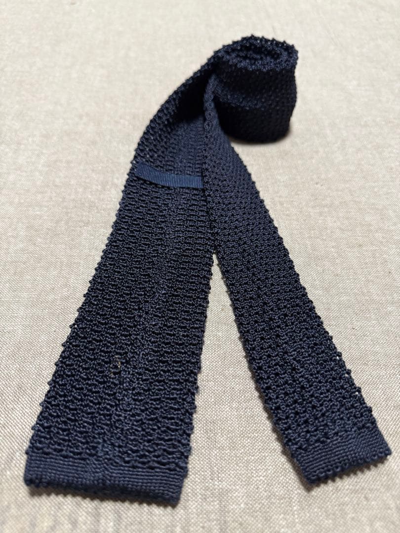 Brooks Brothers／ニットソリッドタイ／ロゴ刺繍／ネイビー／伊製