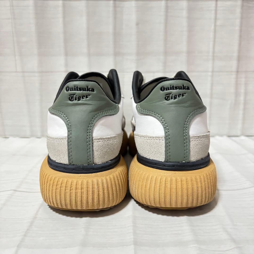 【超美品】Onitsuka Tiger DELECITY 24.5cm