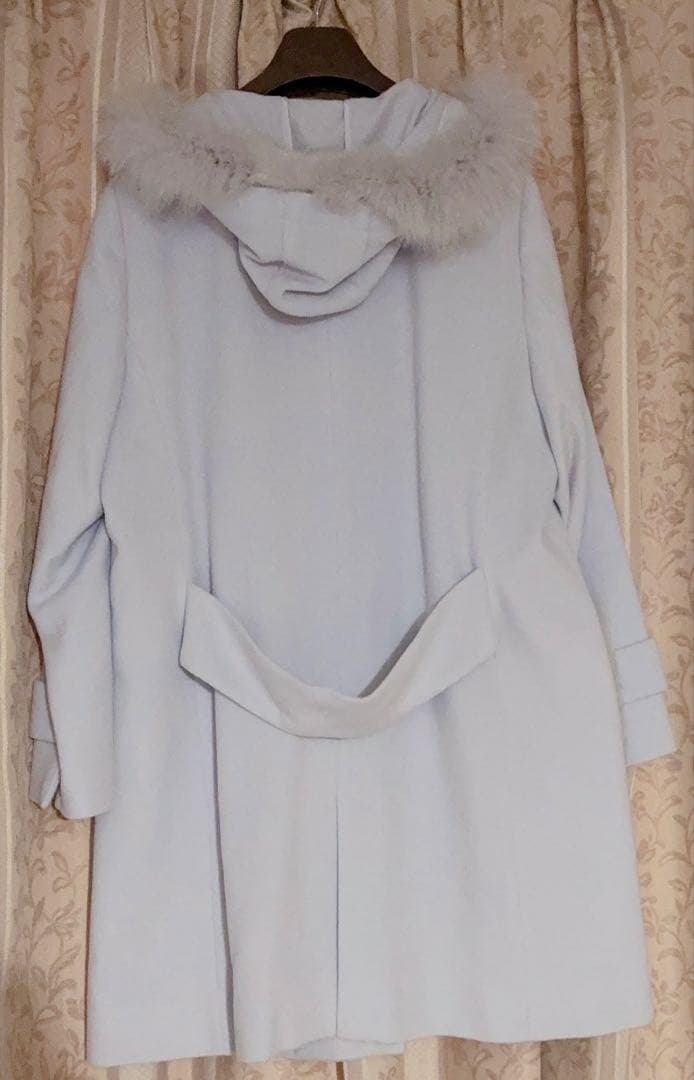 新品タグ付　ローズティアラ　フォックスファーコート　46 大きいサイズ