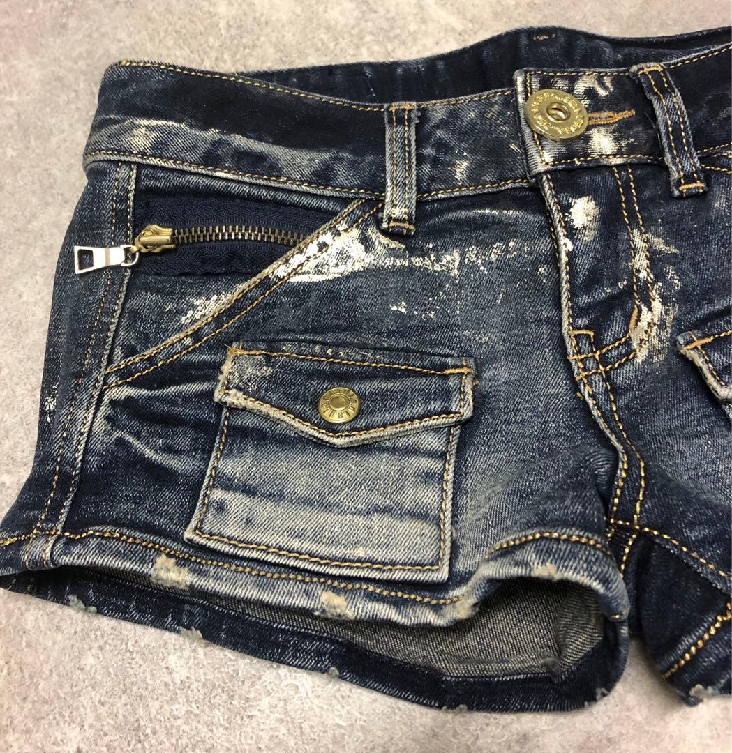 ■ d.i.a. ダイヤ y2k 平成ギャル コーティング　クロス チャーム