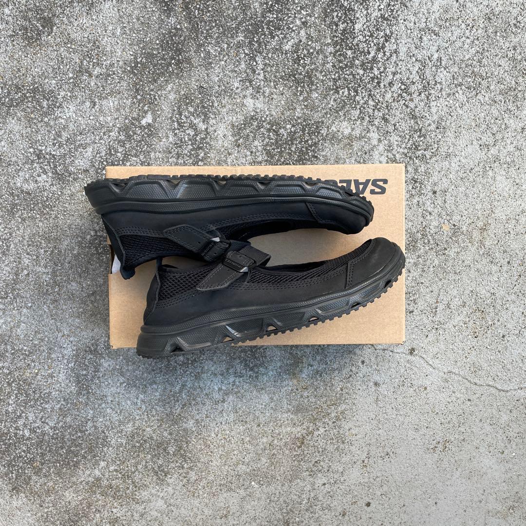 salomon メリージェーン スニーカー　24.5cm