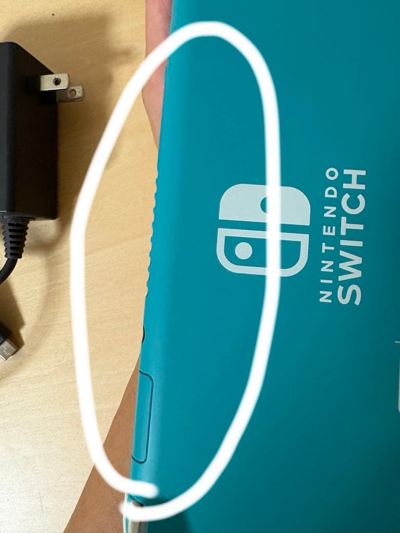 Nintendo Switch liteターコイズブルー　本体・充電AC付き