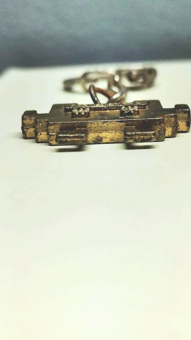 スペースインベーダー　昭和レトロキーホルダー金属製