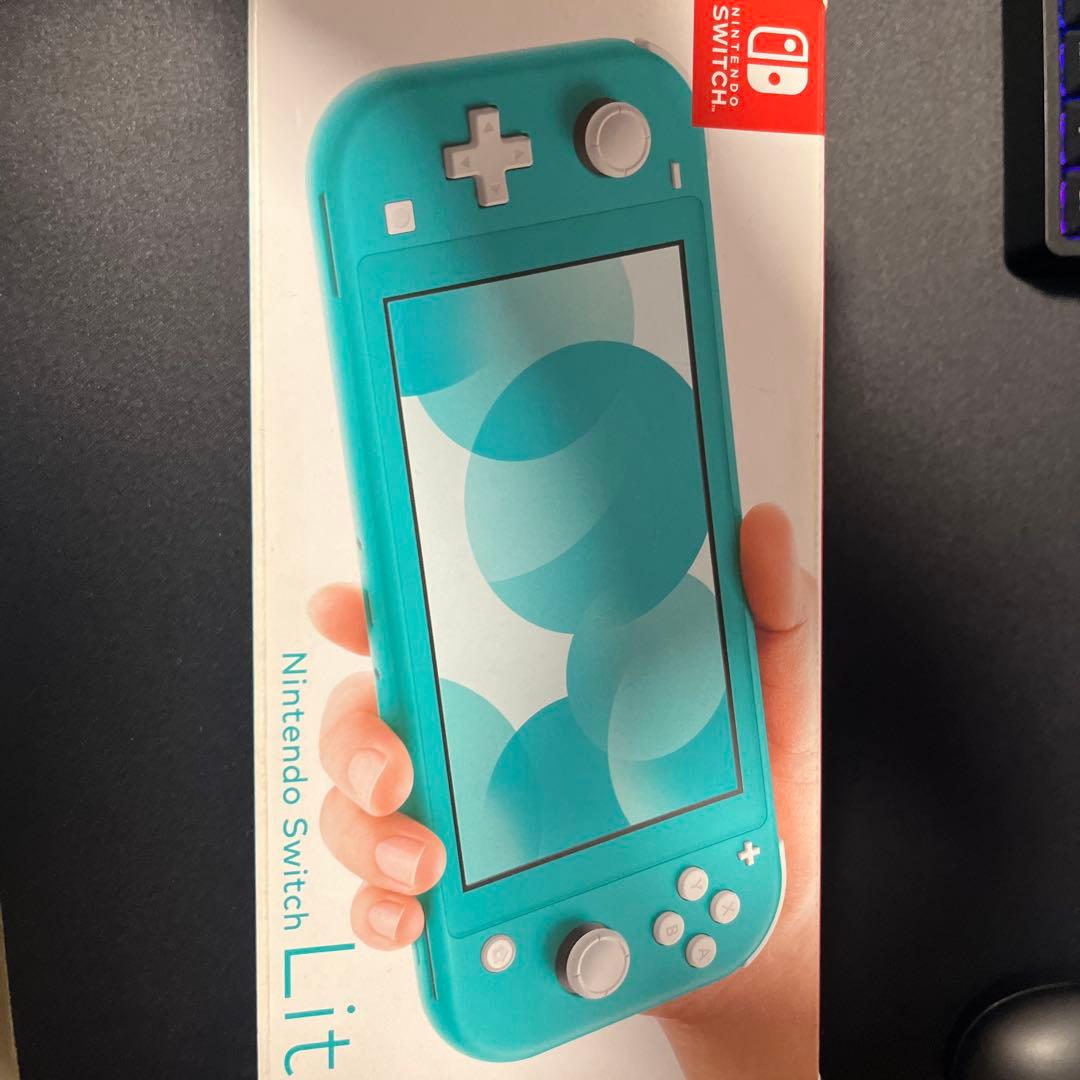 Nintendo Switch Lite ターコイズとSwitchカセット