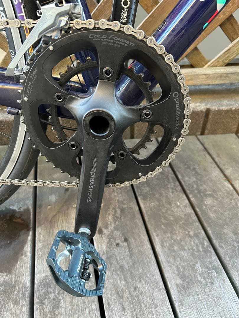 Specialized ALLEZ RED HOOK限定モデル