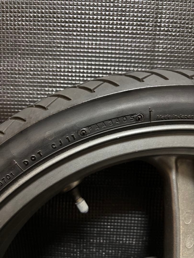 zrx400 純正ホイール　フロントホイール