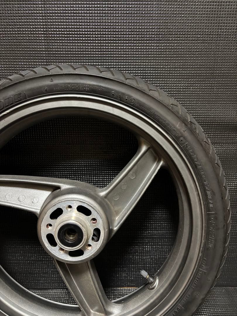 zrx400 純正ホイール　フロントホイール