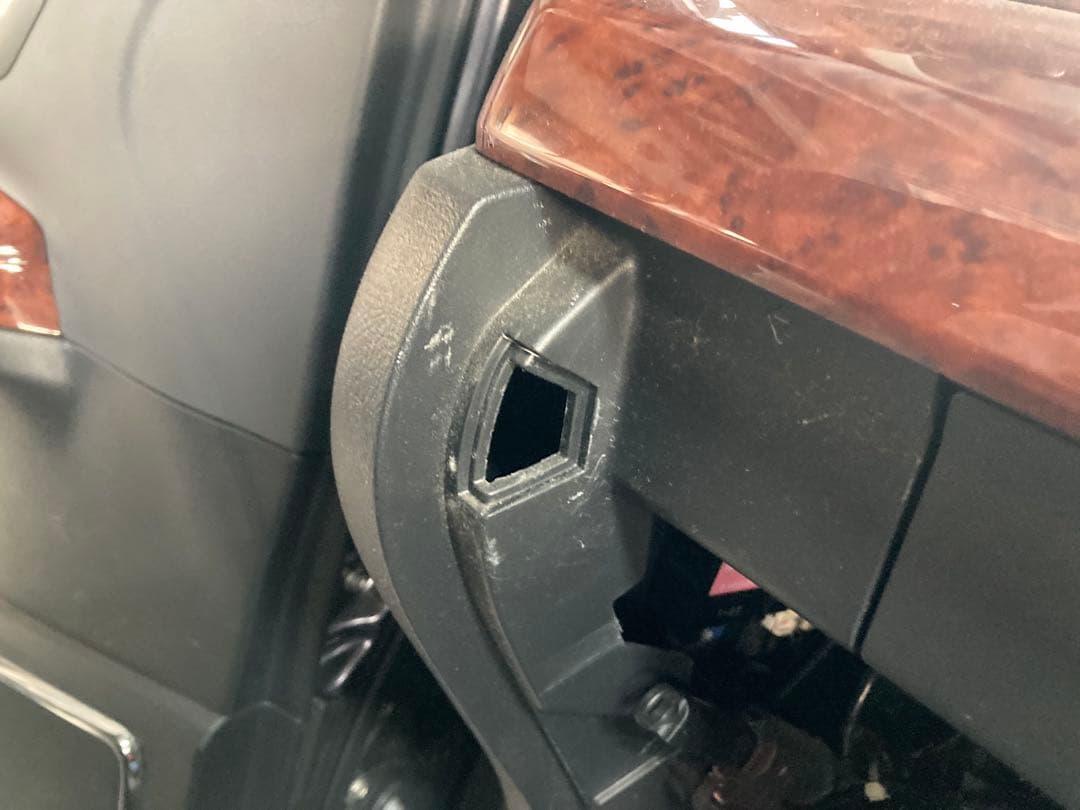 ヴェルファイア20 フロントテーブル