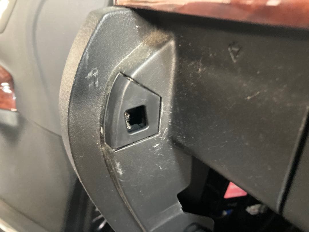 ヴェルファイア20 フロントテーブル