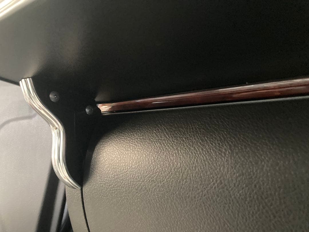 ヴェルファイア20 フロントテーブル