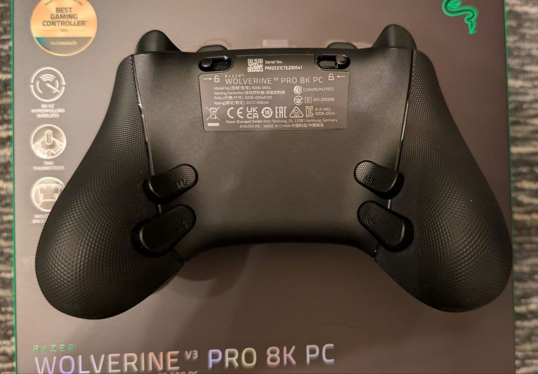 Razer Wolverine V3 Pro 8K PC コントローラー