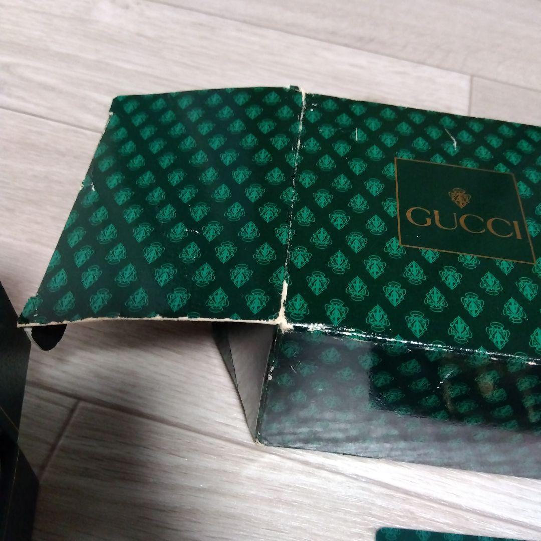 GUCCI ゴールド 腕時計　チェンジベゼル付き