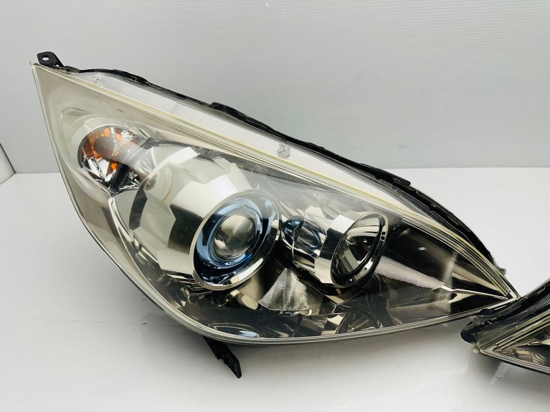 ステップワゴン ヘッドライト KOITO 100-22594 HID 打刻 J1