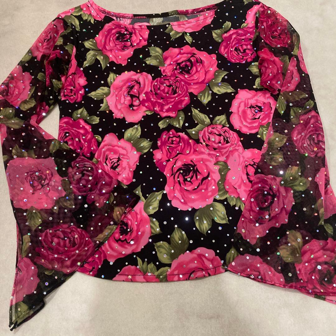 匿名配送　社交ダンスドレス　セットアップ　美品　トップス　スカート　花柄　黒