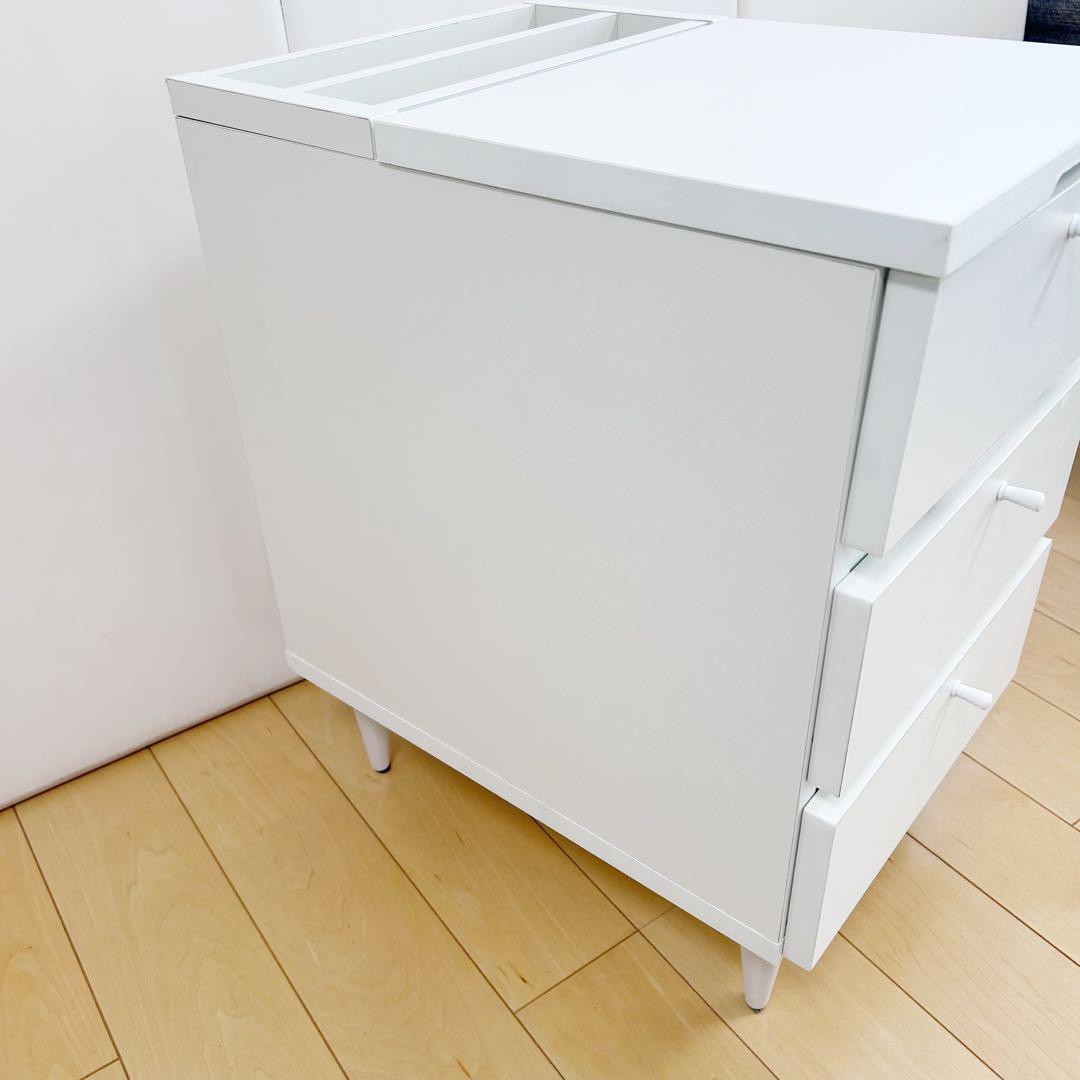 北欧　ナイトテーブル　ホワイト　サイドテーブル　　テーパー丸脚　収納チェスト