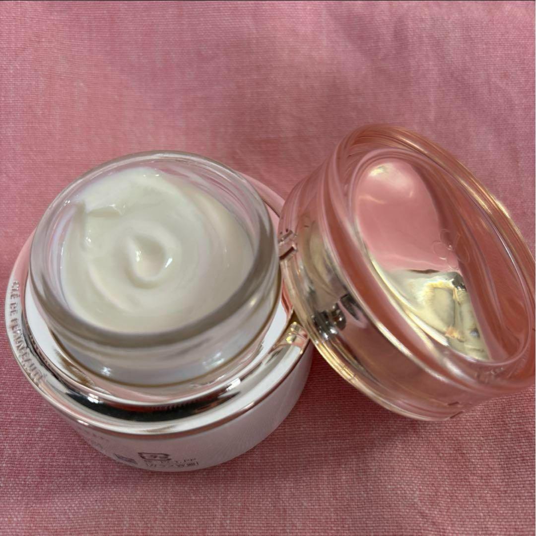 クレドポーボーテ　クレームプロテクトゥリスn(日中用)クリーム状乳液